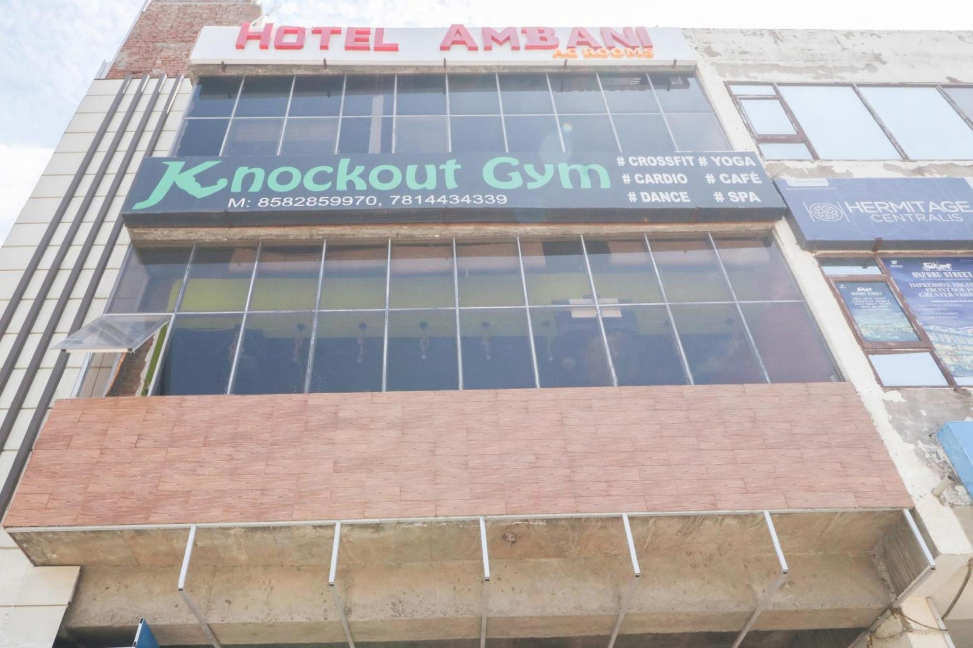 Oyo Flagship Hotel Ambani Zirakpur Dış mekan fotoğraf